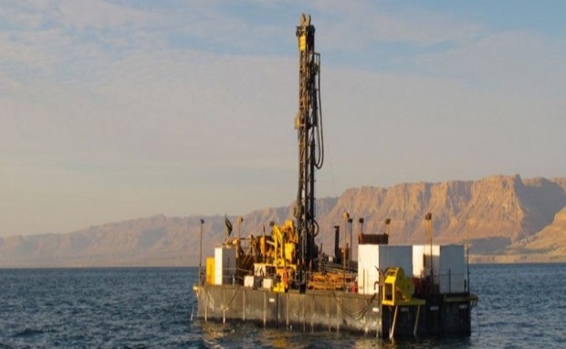 אסדת הקידוח המדעי בים המלח. The ICDP Dead Sea Deep Drilling Project
